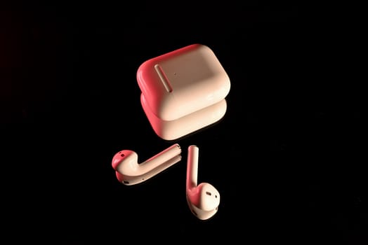 earbuds